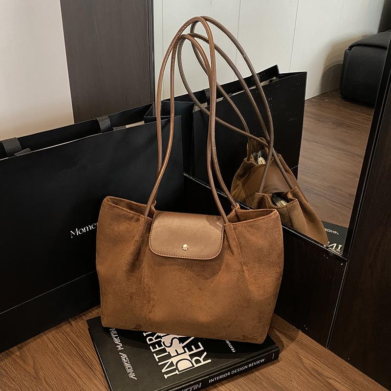 

Women s Large Capacity Suede Tote Bag - 2025 Autumn/Winter Retro Commuter Shoulder Bag