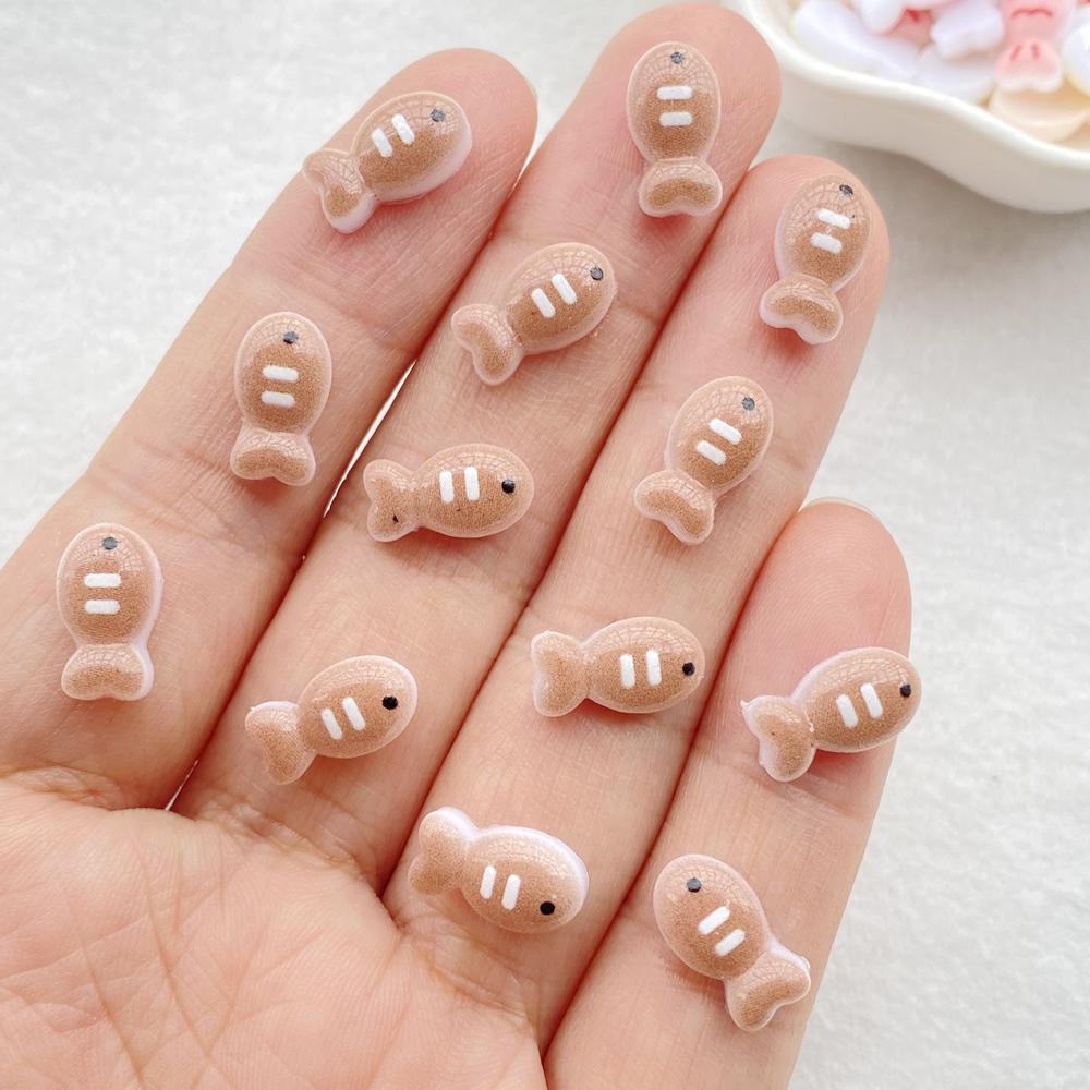 50Pcs Cute Cartoon Mini Colorful Little Fish Series Nail Art Resin Designer Charms DIY Craft For Nail 3D Decorations Jewelry