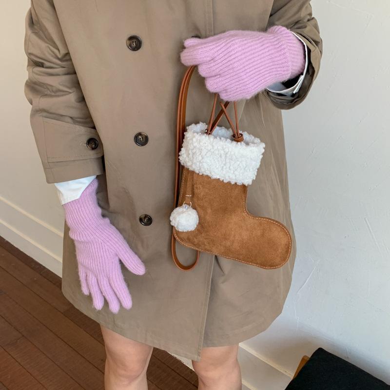 Super Popular Unique Creative Lamb Wool Crossbody Small Bag New Ins Autumn Winter Niche Design Phone Bag