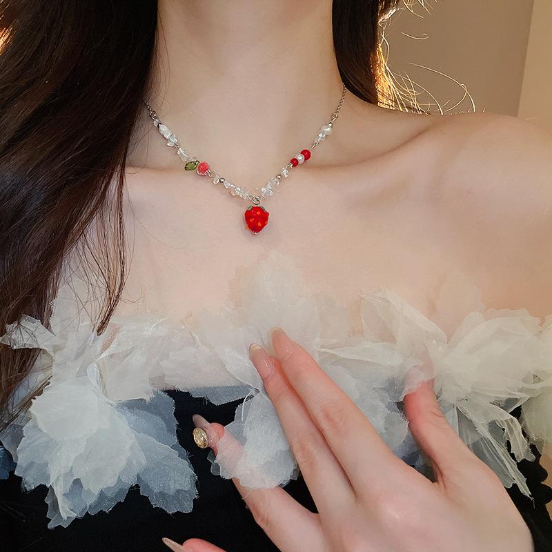 Acetate Plate Resin Strawberry Pearl Necklace Accessories High Sense Fashion Unique Clavicle Chain Versatile Necklace Women