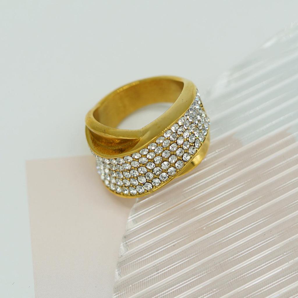 Cross-Border 18K Gold-Plated Hip Hop Ring with Irregular Inlaid Diamond