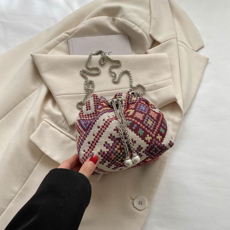 Trendy 2023 Women's Chain Bucket Bag Fashionable Canvas Crossbody Handbag