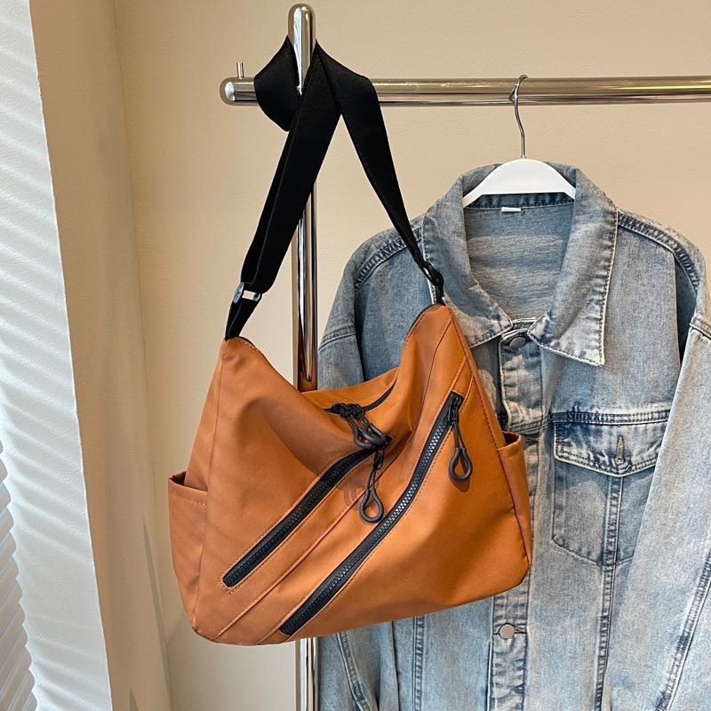 Casual Big Bag Women's 2025 New Fashion Cloth Bag Shoulder Bag Large Capacity Tote Bag Class Commuter Messenger Women's Bag