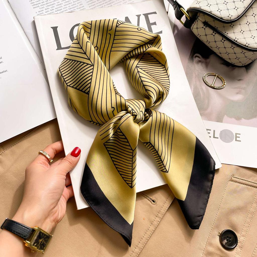 Korean cashew flower silk scarf triangle scarf women's stacking wear accessories jeans belt travel matching shirt scarf headscarf