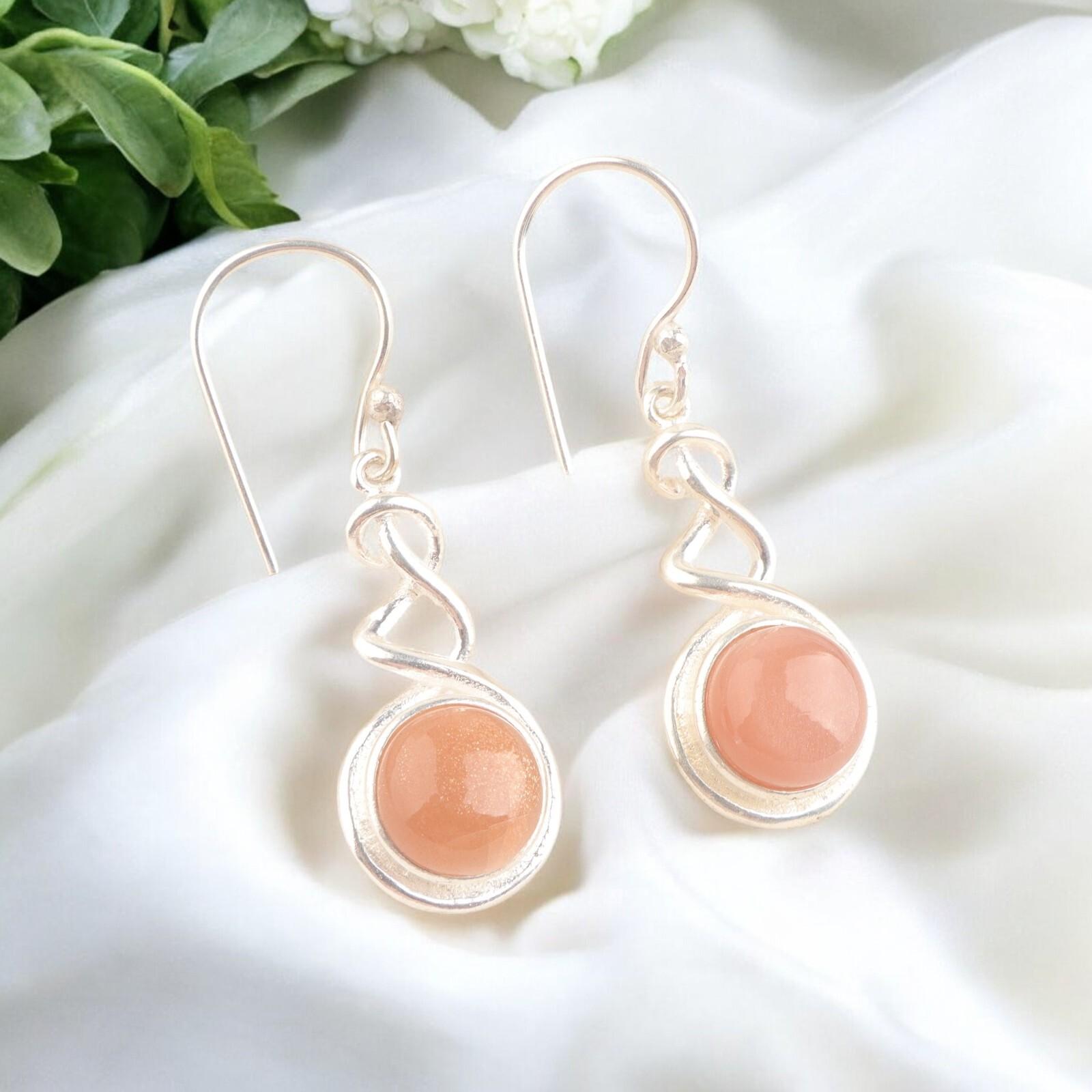 

Красивые серьги из персикового лунного камня, серебро 925 пробы с клеймом, минималистичный дизайн, 1,67 дюйма CE-14-38