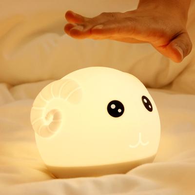 Creative Birthday Gift Cute Cartoon Silicone LED Night Light USB Charging Colorful Dimming Pat with Sleeping Light