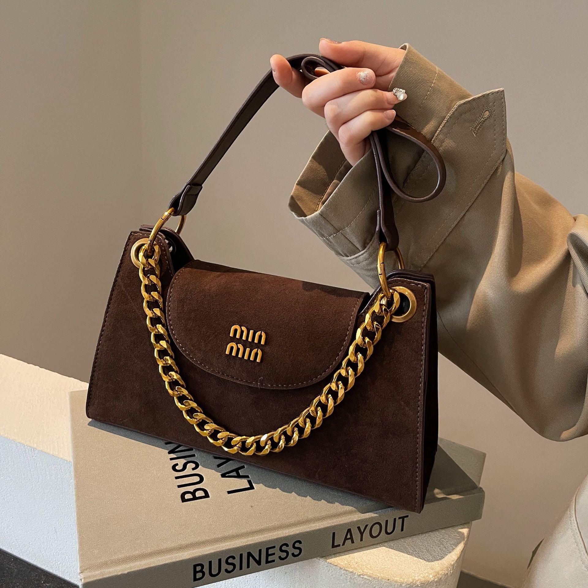 

2024 New Designer Handbag Matte Texture Versatile Shoulder Crossbody Bag Fashionable Outing Underarm Bag For Women кавовий