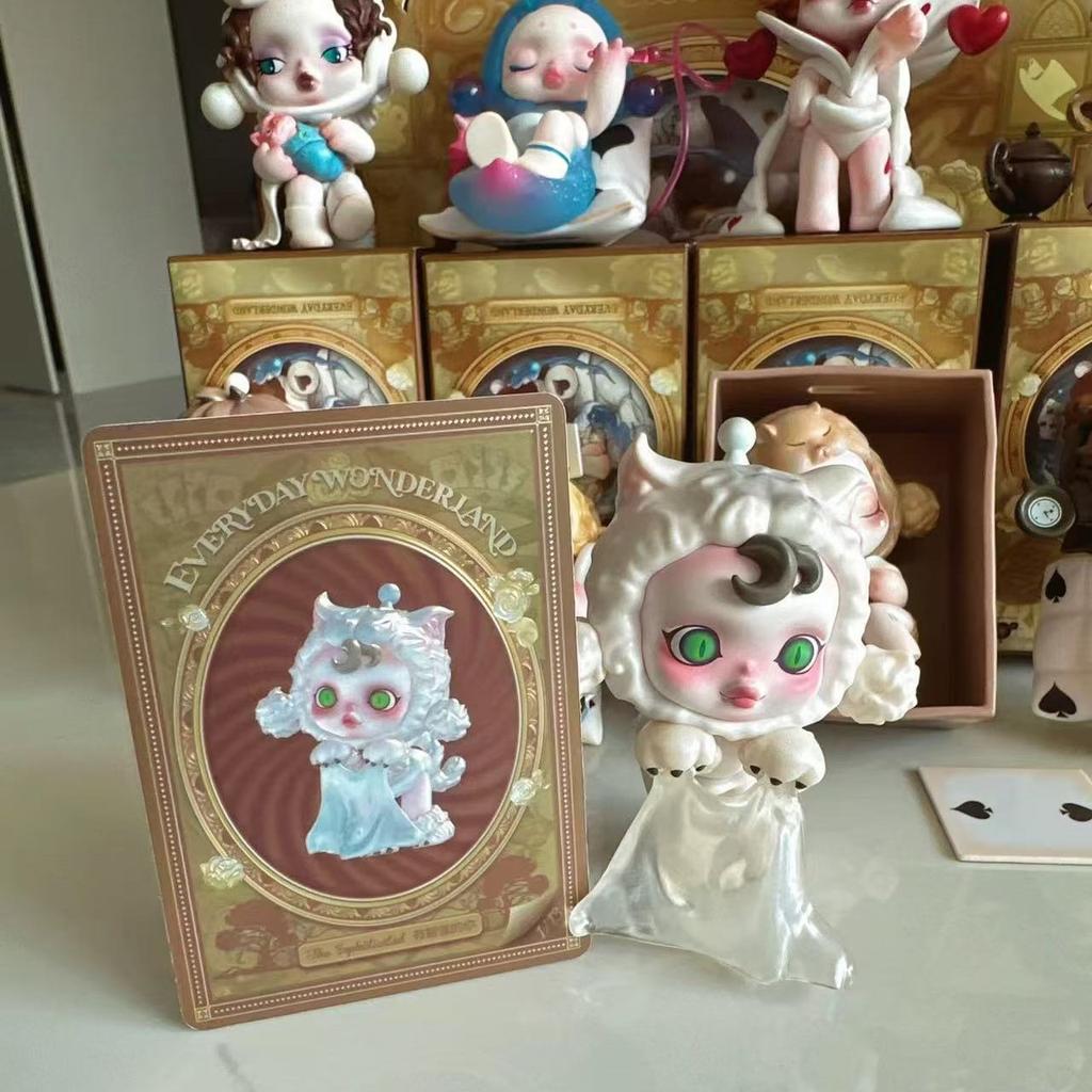 Weekly Wonderland Series Figurines, Toys, Souvenirs, Ornaments, Gifts For Women