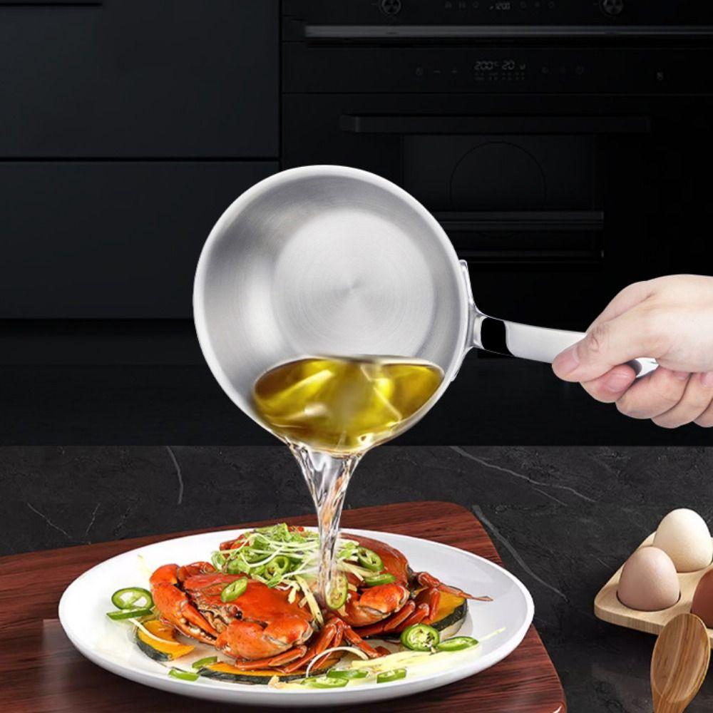 13cm Stainless Steel Frying Egg Pan Diversion Port Breakfast Cooking Pot Oil Splashing Pan  Sauces