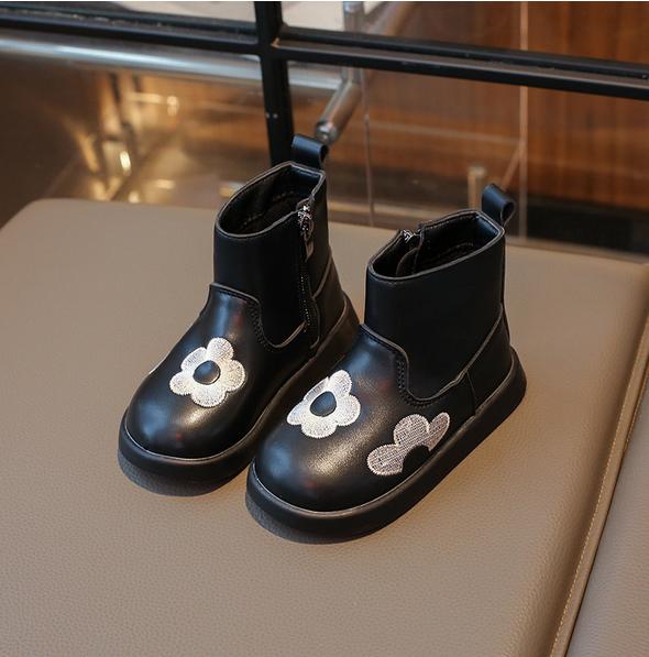 Mädchen Bestickte Stiefel Warme Winterstiefel für Kinder Dicke Sohle Süße Kinder Lässige Prinzessin Baumwollstiefel Rutschfest Vielseitig