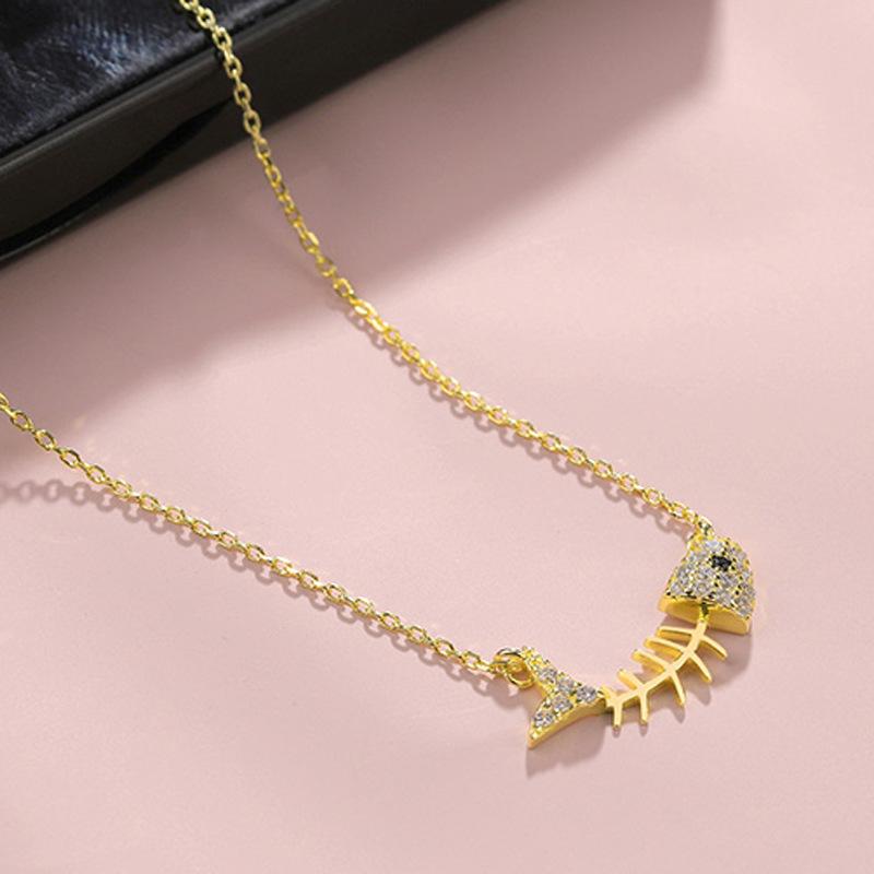 Fashion Temperament Fishbone Necklace Fashion Student Collarbone Chain Women's Cold Style