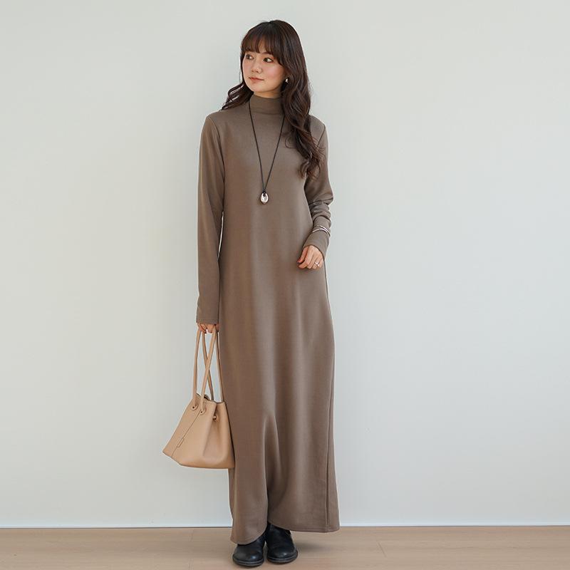Autumn/Winter Brushed Half-High Collar Long Sleeve Slimming Dress