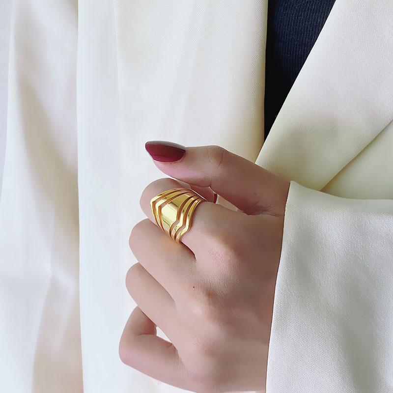 Koreansk Stil Simpel Titanium Stål Ring Dame Geometrisk Skinnende Cool Stil Ring Trendy Smykker