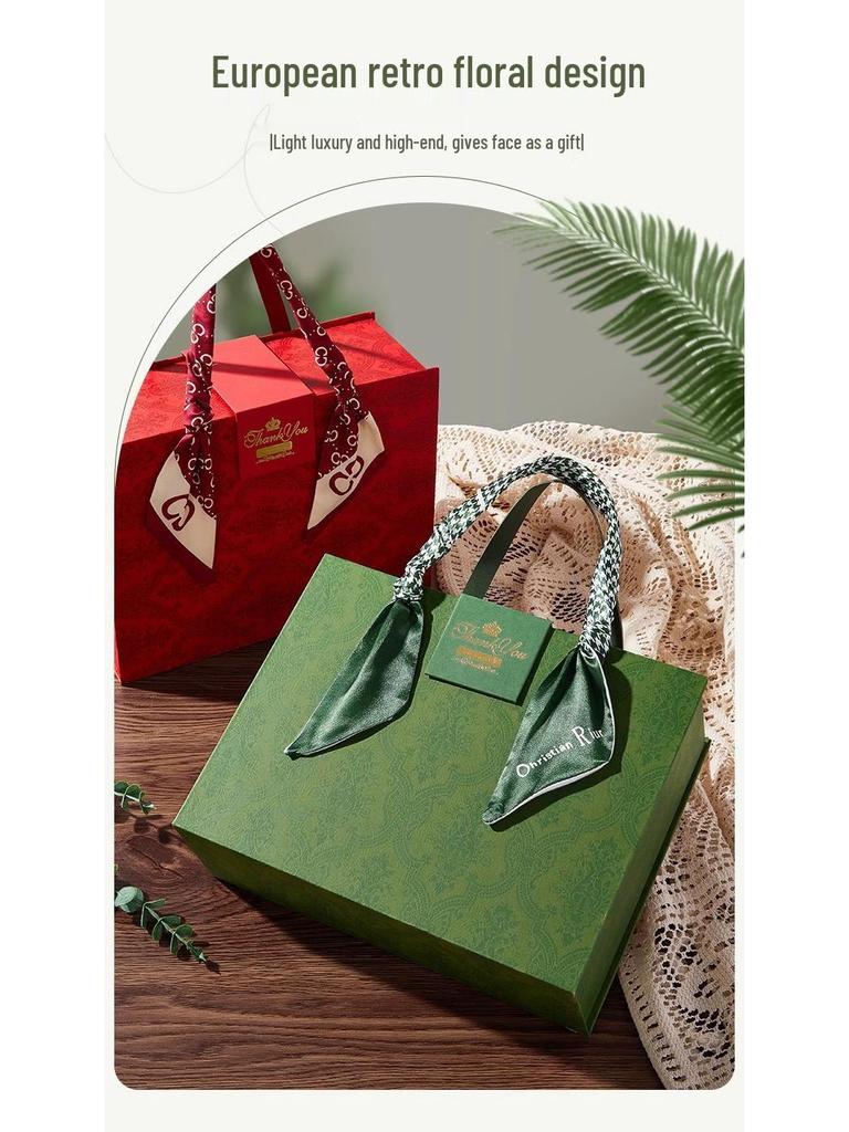 Elegant Teacher's Day Gift Box for Bridesmaids and Wedding Guests