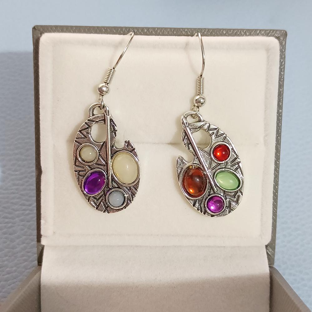 Umělecké střapcové náušnice smíšených barev pro ženy