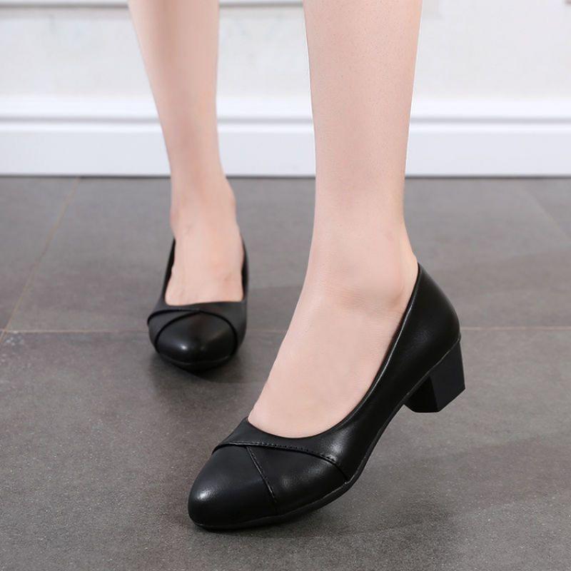 Women'S Black Leather Low - Heel Square - Toe Pumps - Classic & Comfortable