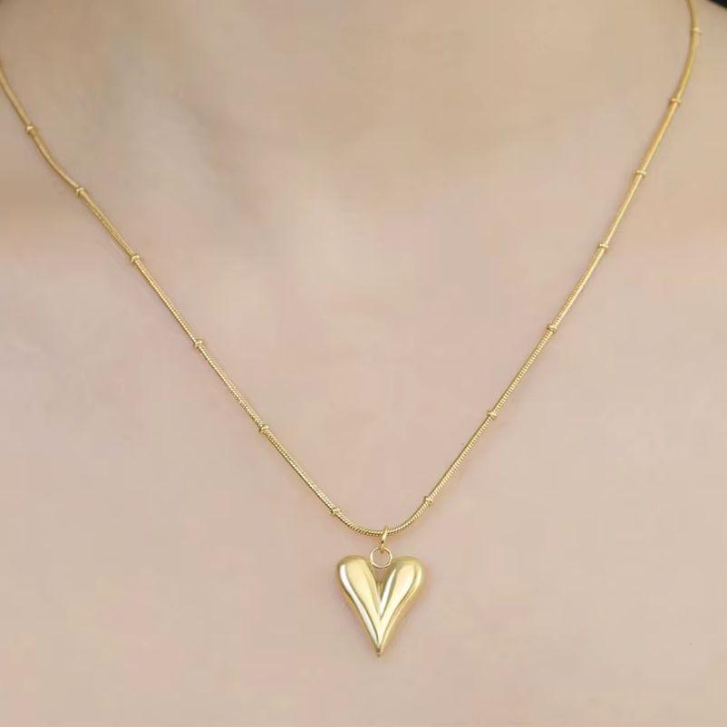 Vintage Heart Pendant Necklace for Women Stainless Steel Jewelry Gold Color Charm Rolo Chains Choker Snake Chain Couple Gift