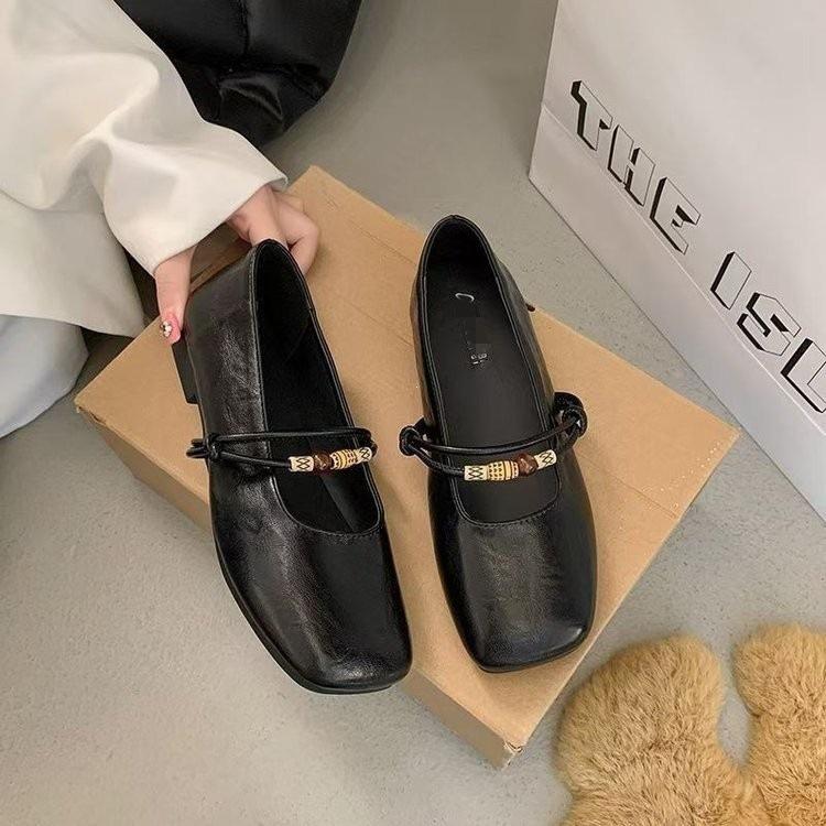 Flat-soled Mary Jane Shoes Women's 2026 New Single Shoes Spring French Shallow Mouth Retro Soft-soled Leather Shoes Ballet Shoes