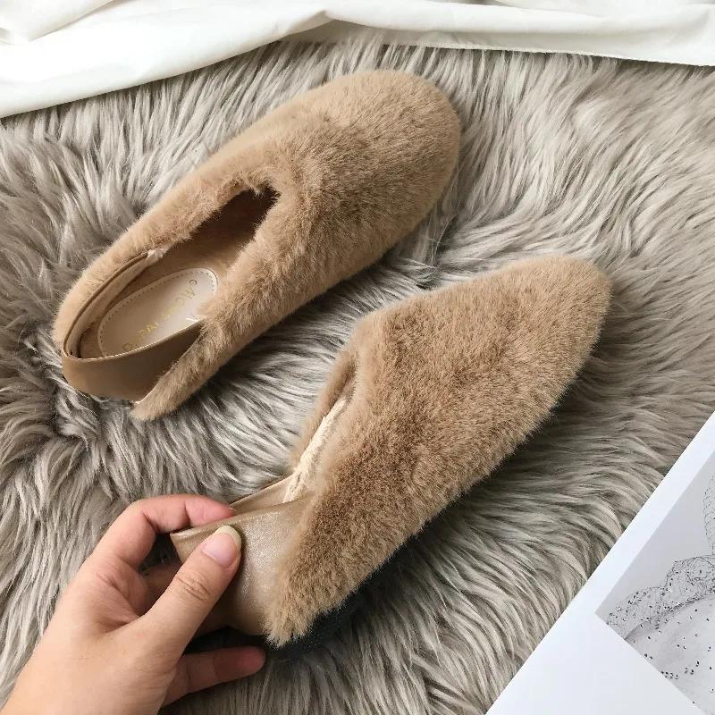 Downy Slip On Loafers Women Warm Winter Flat Fluffy Shoes Soft Sole Beige Fur Moccasins Mom Granny Furry Ballet Flats
