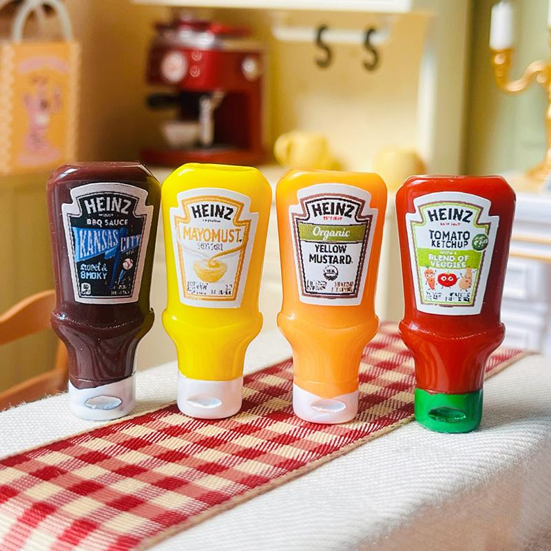 

4pcs Mini Sauce Model Ornaments Dollhouse Decoration Accessories Miniature Dollhouse Supermarket Convenience Store Simulation