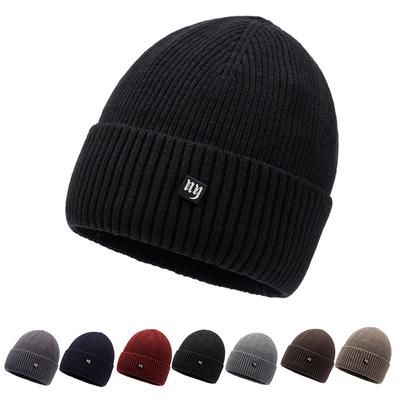 Czapka Wełniana z Alfabetem Męska i Damska Ciepła Czapka Dzianinowa Street Hip Hop Zimowa Czapka Outdoorowa Prosta Wszechstronna Czapka