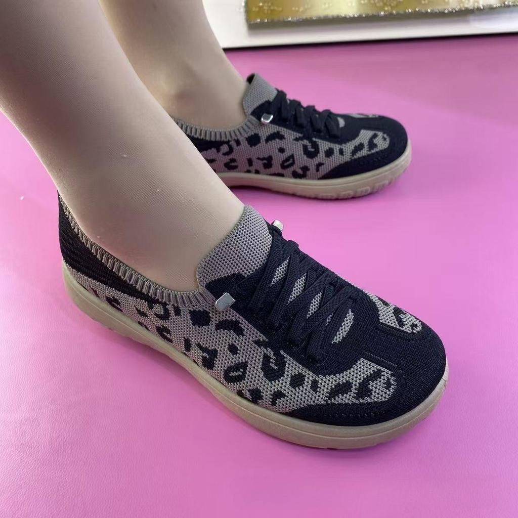 Spring and Autumn Style Rubber-soled Breathable Casual Women's Shoes, Fly-ribbed Mesh Mother's Shoes, Leopard Print Women's Shoes
