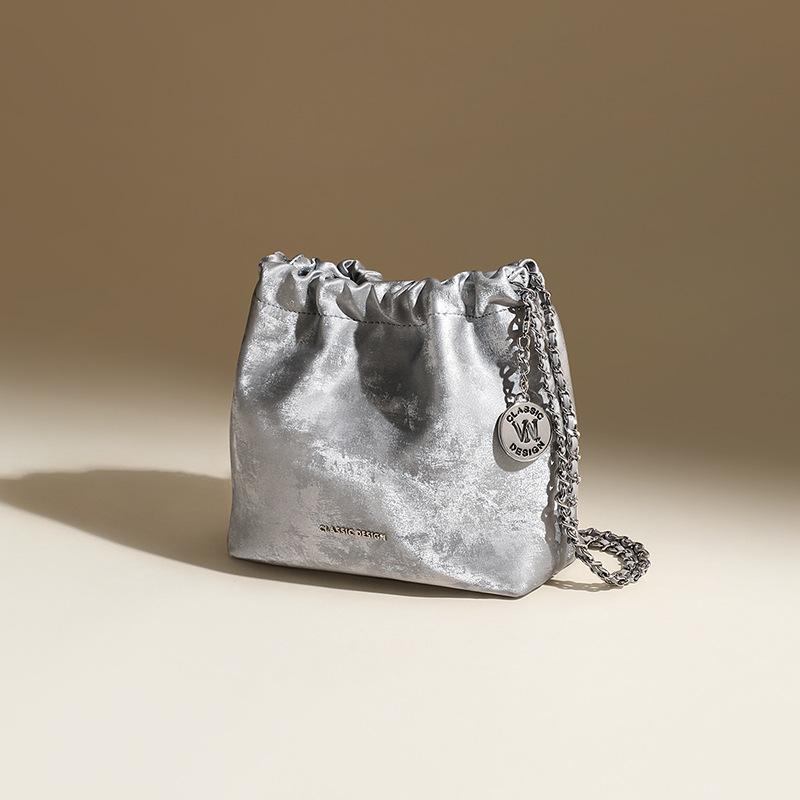 

Women s bag 2025 summer new bucket bag women s messenger bag new Chinese chain shoulder bag premium women s bag серебряный