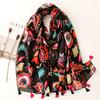 Marque de mode automne Bohème Ethnique Floral Pompon Viscose Châle Écharpe Dame Doux Pashmina Hijabs et Enveloppements Bufandas Musulman Sjaal