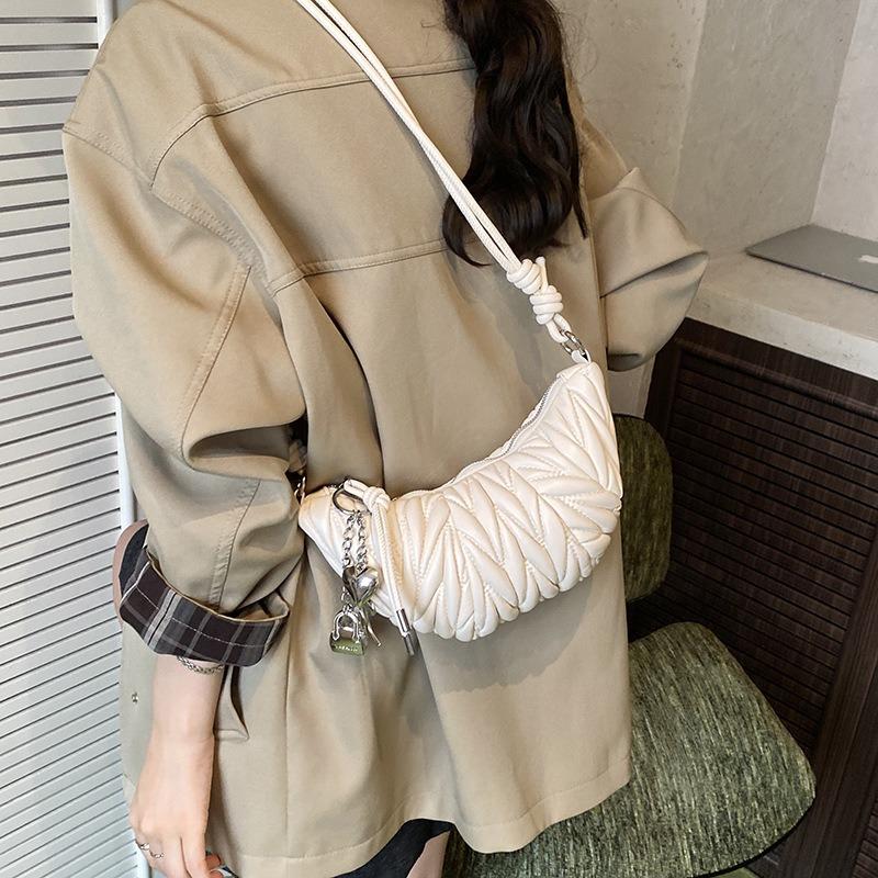 Niche Embroidery Thread Bag Women's New Fashion Messenger Bag Versatile Single Shoulder Underarm Dumpling Bag Croissant Bag