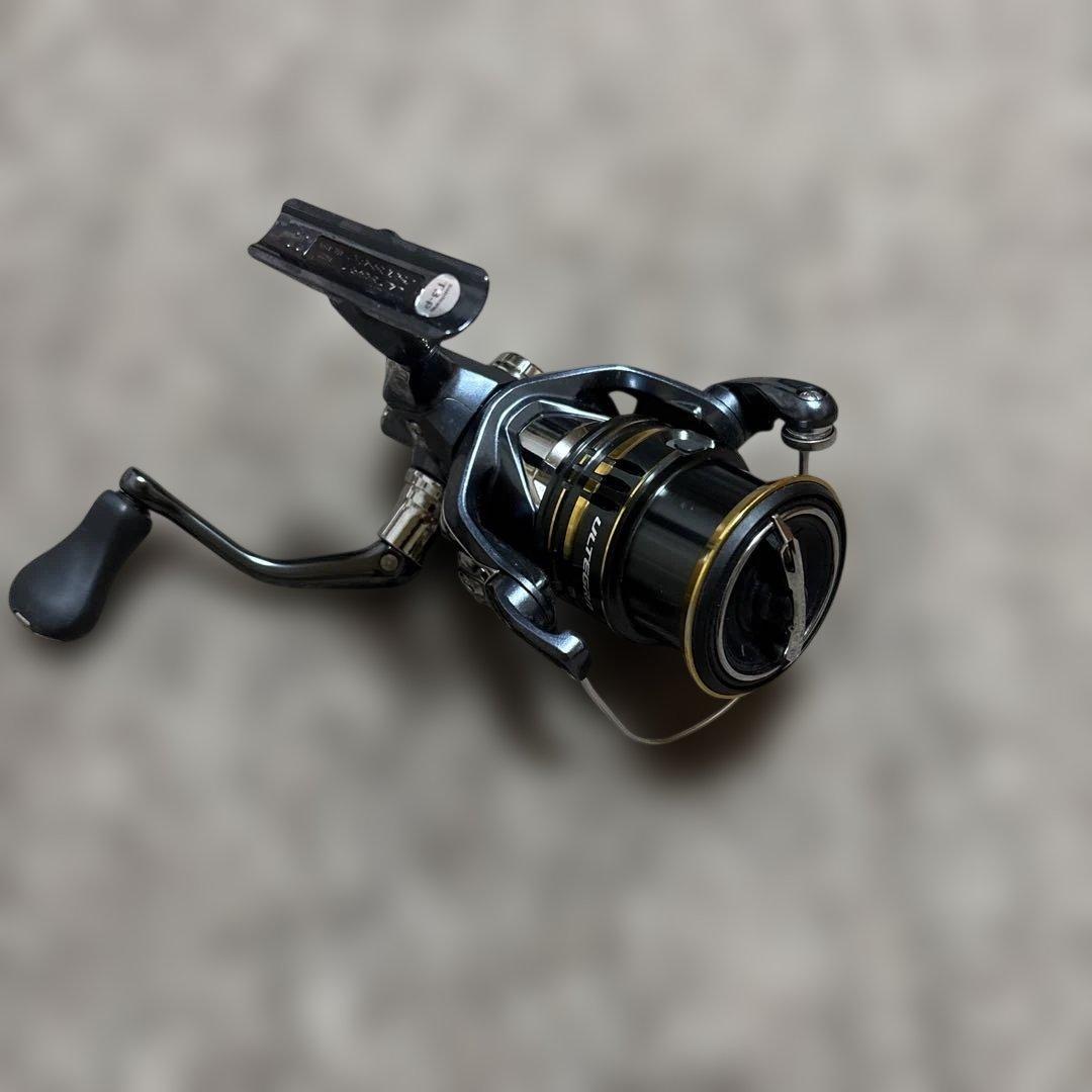 Used SHIMANO ULTEGRA spinning reel body