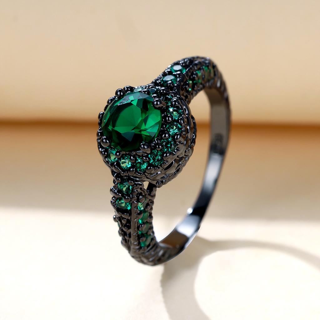 Personalized Trend Black Gold Emeralds 1 Stone Edge Set with Small Diamonds Ring