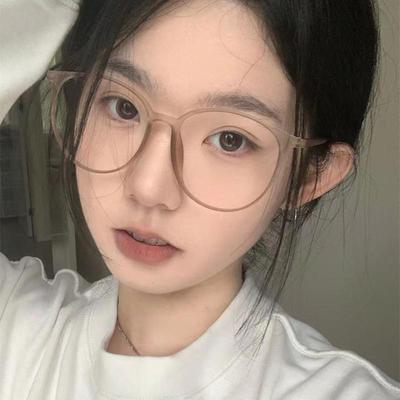 Ultraleichte TR Myopiebrille für Damen: Anti-Blaulicht, Anti-Strahlung, flacher Rahmen im koreanischen Stil.