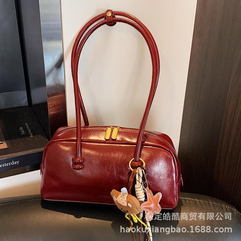 Retro Bag Women's Large Capacity 2025 New Autumn and Winter Versatile Casual Shoulder Underarm Bag Textured Commuter Pillow Bag