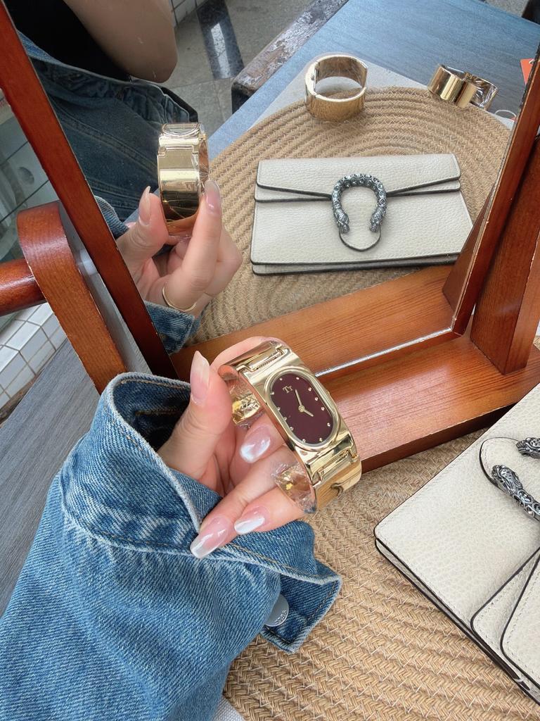 Medieval Bracelet-Shaped Watch Trend Niche Women Trend High-Value Waterproof Watch