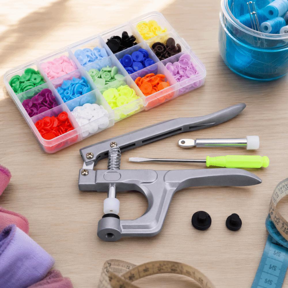 Colored Snaps Fastener Pliers Kit Metal Press Pliers Seamless Design Snap Buttons Auto-lock Resin Press Stud Buttons