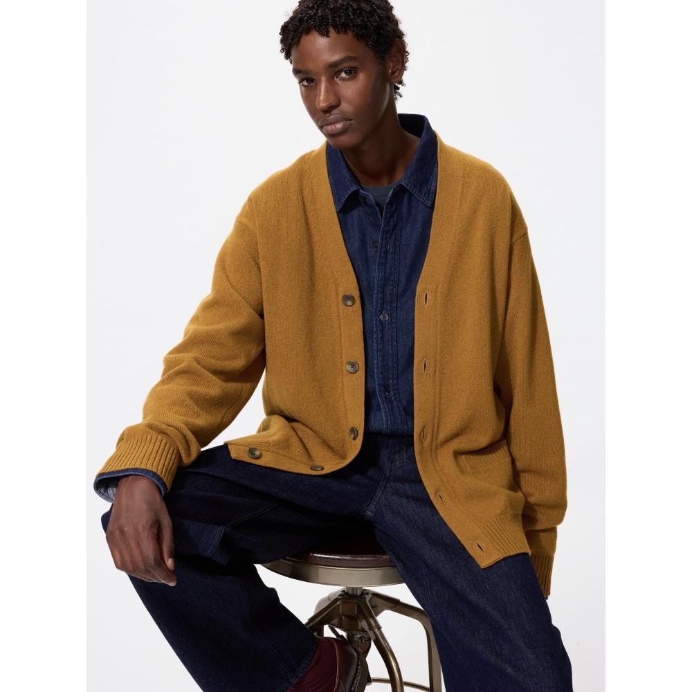 Uniqlo Lamb V Neck Cardigan