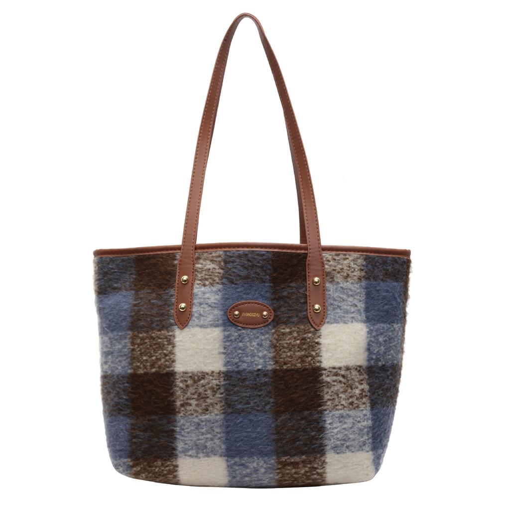 Large-capacity Foreign-style Trend Commuting 2025 Winter New Fashion Niche Design Single Shoulder Portable Tote Bag Women's Middle School