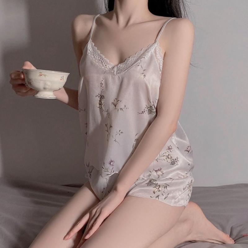 Sexy Ice Silk Pajamas Lace Women Vintage Suspenders Two Piece Shorts Suits Female Sweet Printed Home Clothes Nightwear