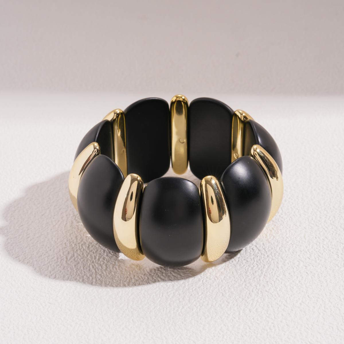 Acrylic geometric round splicing bracelet dark wind personality unique feeling jewelry