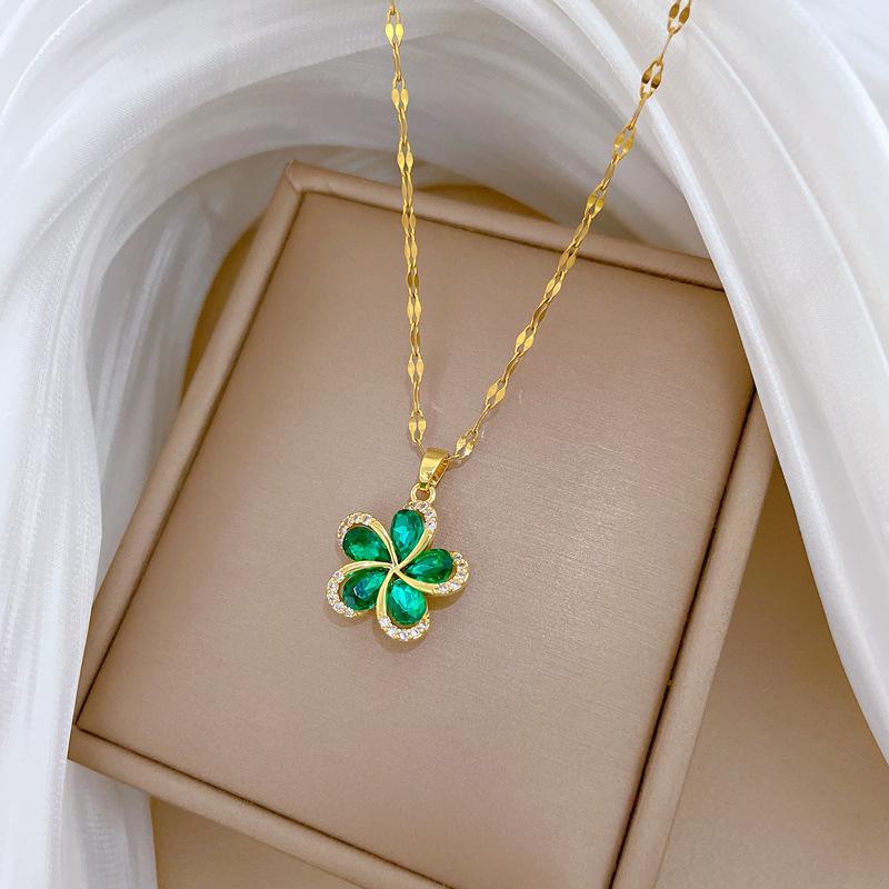 Rotating Flower Full Diamond Fashion Light Luxury Temperament Gorgeous Full Diamond Necklace Female Versatile Collarbone Chain Titanium Steel