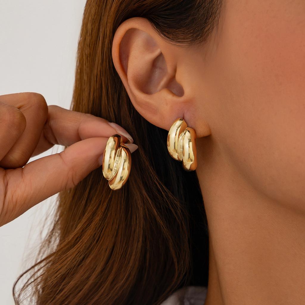 Simple earrings season glossy temperament alloy stud earrings women's earrings elbow C-shaped earrings