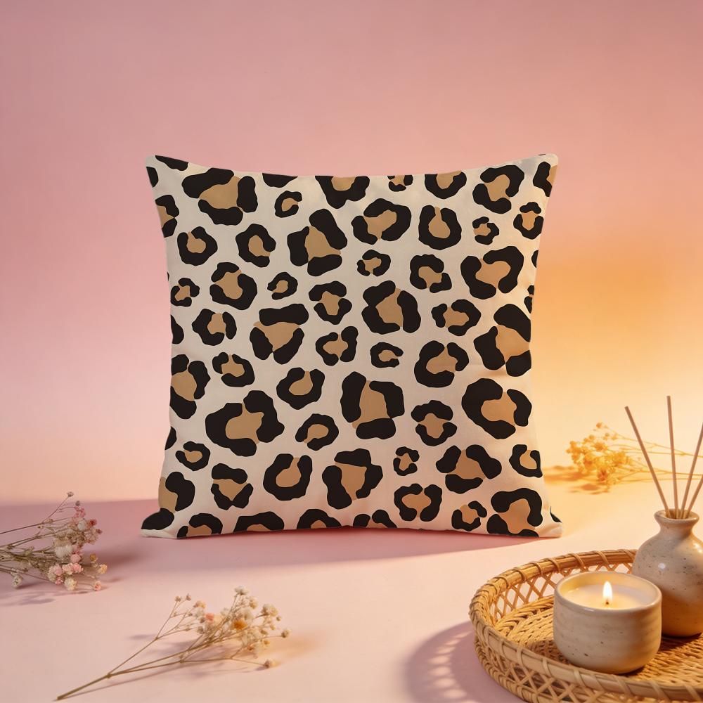 Bold Modern Leopard Pattern Cushion Cover Comfortable Durable Pillow Cover MultiScene for Home Office Car Sofa