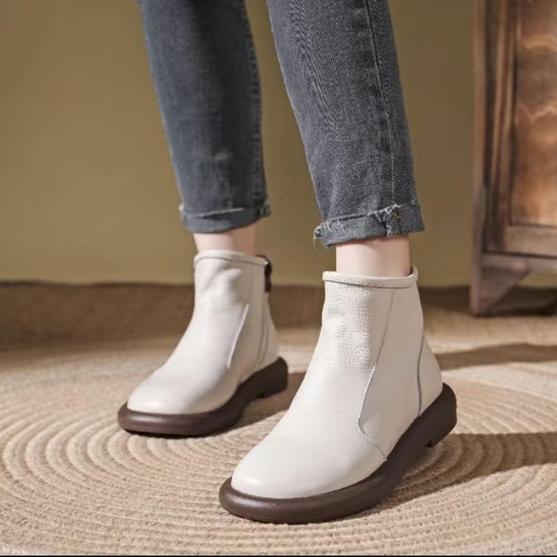 British Women's Boots Autumn and Winter New Versatile Shoes Mother Shoes All Soft Leather Square Heel Fashion Boots Inside and Out