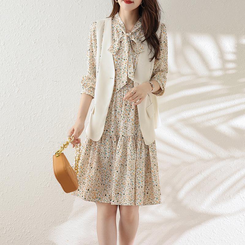 

Цветочное платье Женское Осень Новинка Женский Осенний Костюм-Жилет Юбка Шифоновая Юбка Жилет Костюм-Двойка 2XL