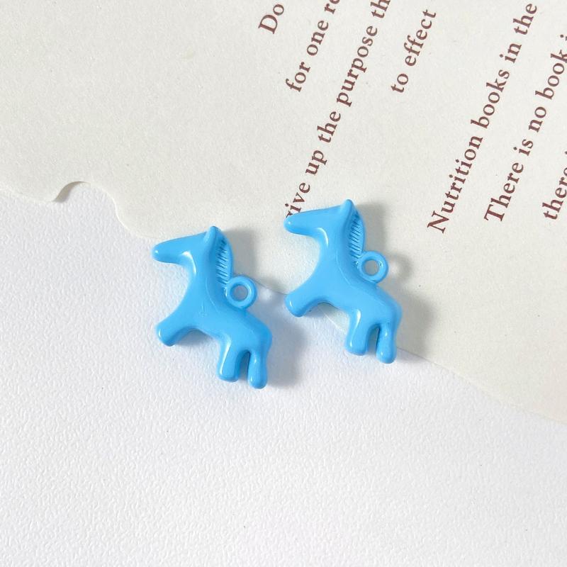 

Pack of 5 Macaron Horse Pendants for Handmade DIY Jewelry Crafting, ideal for Necklaces and Earrings.