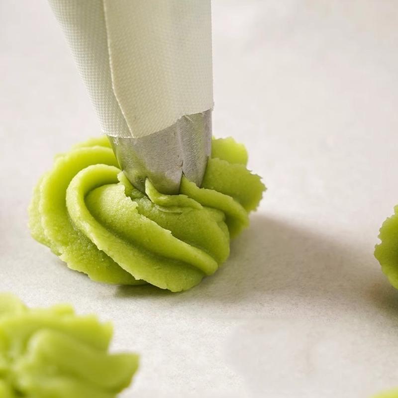 Pastry Stainless Steel Piping Nozzle Cupcakea Fondant Cake Cream Decorating Props 2 Size Available Home Kitchen Baking Tools ZYF