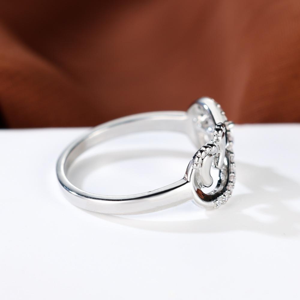 Exquisite White Zircon Heart Shaped Footprint Cross Ring Women's Promise Ring Personalized Party Jewelry Gift