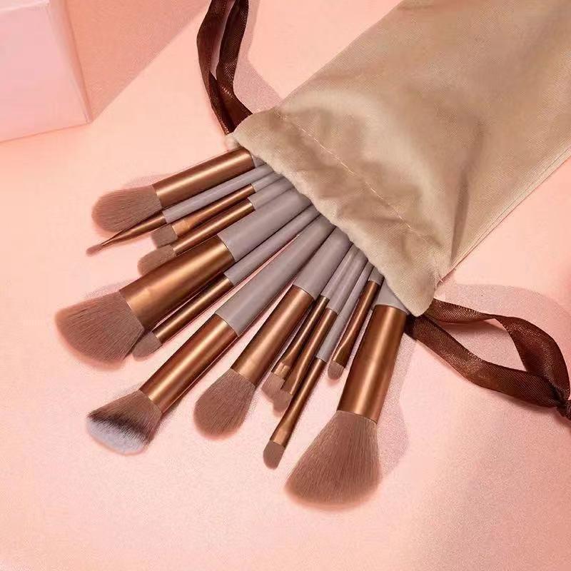 1Pack (13PCS) Makeup Brush Set Make Up Concealer Brush Blush Powder Brush Eye Shadow Highlighter Foundation Brush Cosmetic Beauty Tools