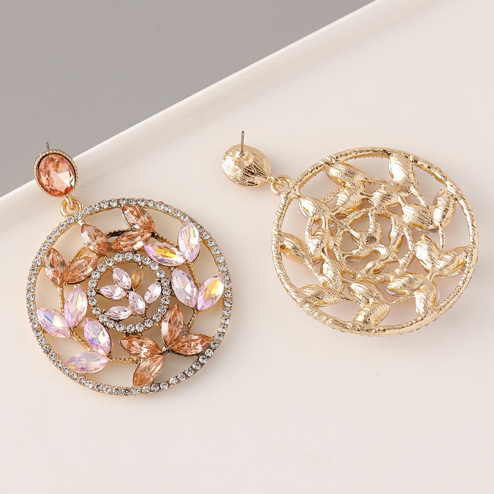 

Европейский стиль, 2024, новые модные креативные серьги, полые круглые металлические цветные бриллианты для женщин, подарки на день рождения, серьги-подвески