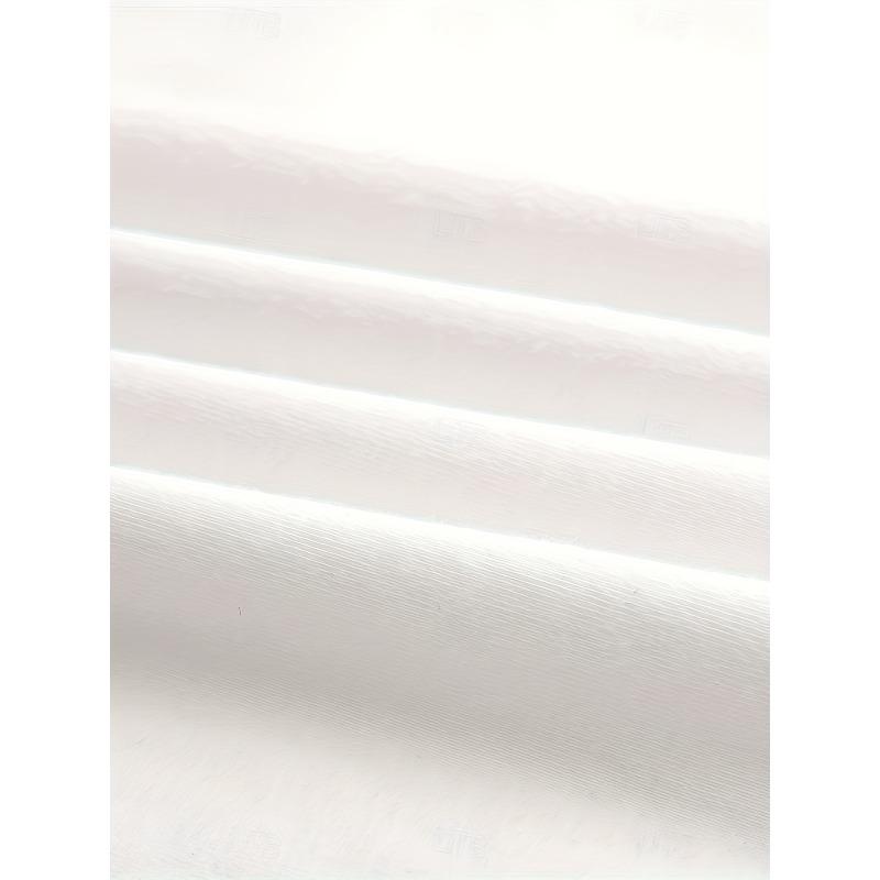 A Men'S Short-Sleeve T-Shirt, Featuring a Loose Fit And a Stylish Casual Round Neck, Suitable for Outdoor Wear In Spring And Summer